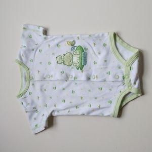 Carter's 6 mth white/green unisex onesie,preowned